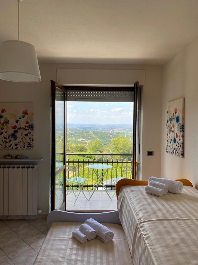 Casa Carlino Apartment Санто Стефано Белбо Екстериор снимка